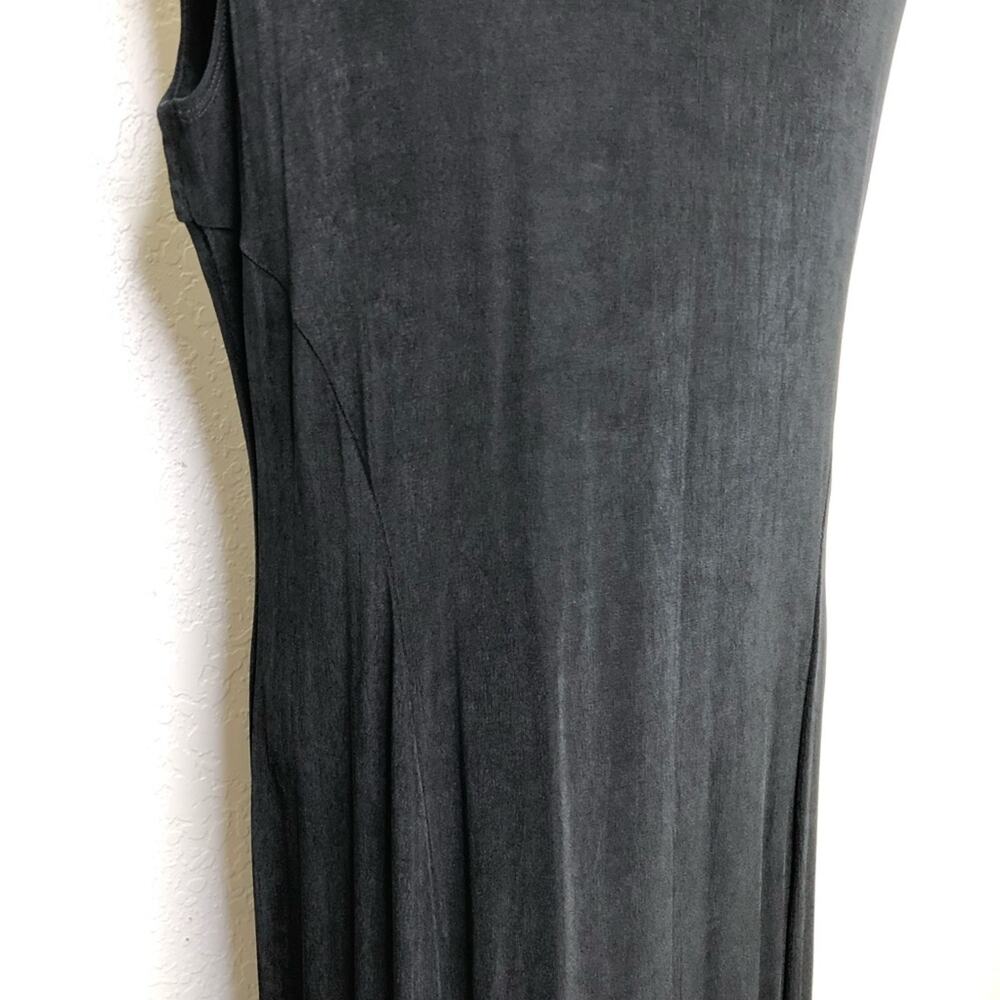 Chico’s Travelers black scoop neck sleeveless midi dress size 2 or Large - Picture 11 of 14
